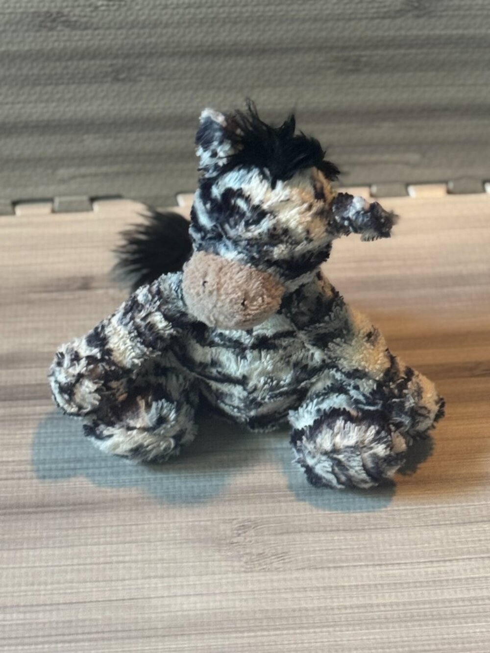 Jellycat Retired Rare Fuddlewuddle 9" Zebra Plush